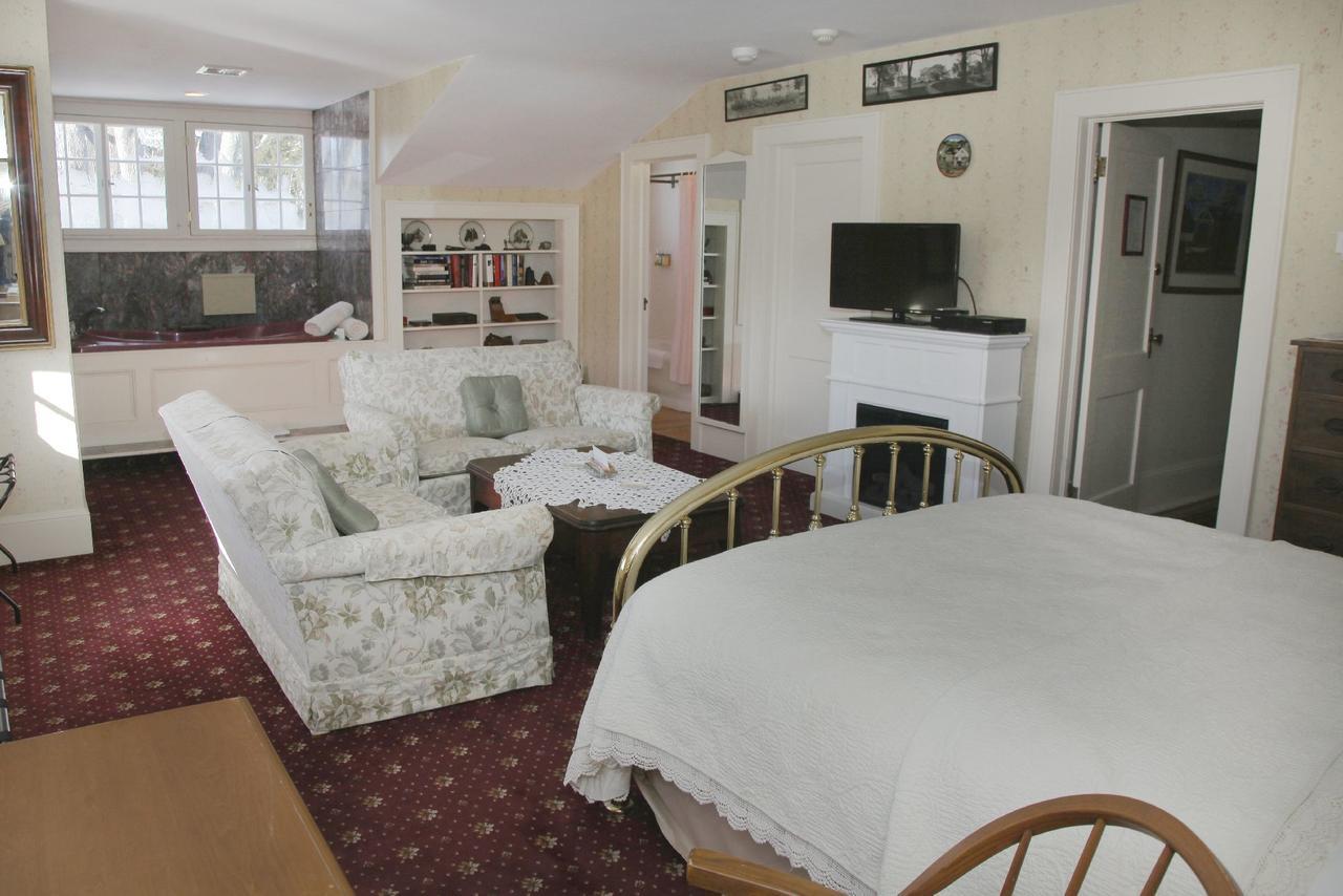 Bykenhulle House Bed And Breakfast Hopewell Junction Exterior foto