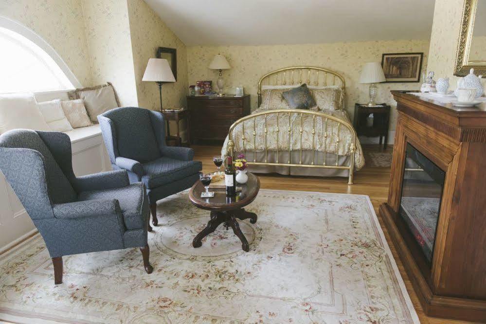 Bykenhulle House Bed And Breakfast Hopewell Junction Exterior foto
